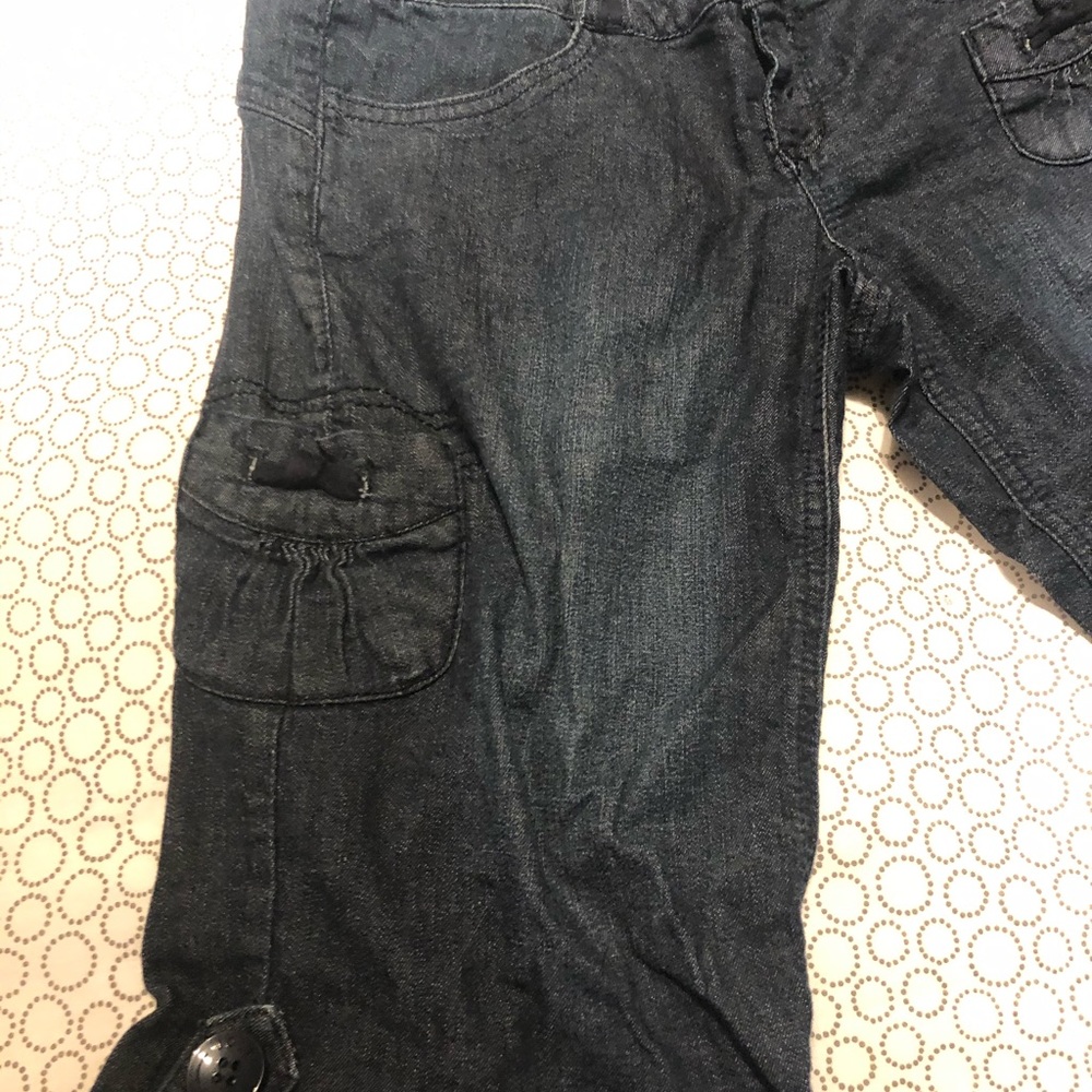 Jean capris - Picture 2 of 3